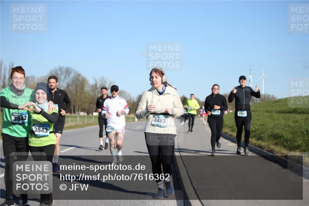 06.04.2025 - 44. Internationalen Wilhelmsburger Insellauf Jannik Wohlers http://msf.ph/oto/7616362 06.04.2025 09:37:54 Laufen 3842, 3843, 4198, 1312, 4483, 4036, 4037 meine-sportfotos.de