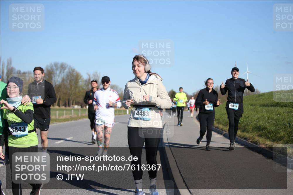 06.04.2025 - 44. Internationalen Wilhelmsburger Insellauf Jannik Wohlers http://msf.ph/oto/7616367 06.04.2025 09:37:54 Laufen 3843, 51, 4198, 13128, 4483, 4036, 4037 meine-sportfotos.de