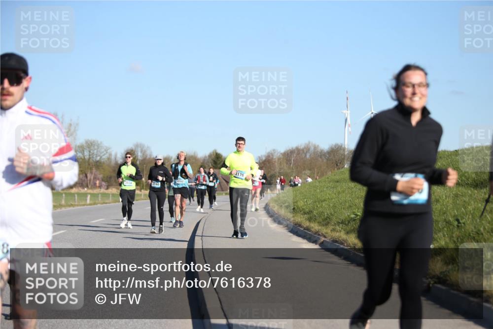 06.04.2025 - 44. Internationalen Wilhelmsburger Insellauf Jannik Wohlers http://msf.ph/oto/7616378 06.04.2025 09:37:56 Laufen 8, 3934, 3740, 4162, 3176 meine-sportfotos.de