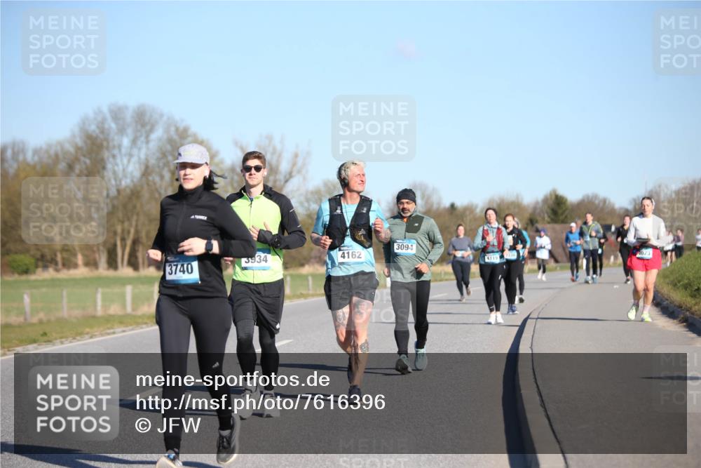 06.04.2025 - 44. Internationalen Wilhelmsburger Insellauf Jannik Wohlers http://msf.ph/oto/7616396 06.04.2025 09:38:02 Laufen 3094, 3934, 4162, 3740, 4119, 4023 meine-sportfotos.de