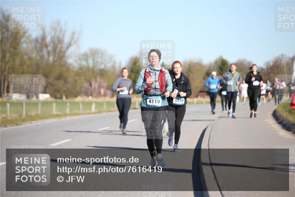 06.04.2025 - 44. Internationalen Wilhelmsburger Insellauf Jannik Wohlers http://msf.ph/oto/7616419 06.04.2025 09:38:07 Laufen 4119, 3330 meine-sportfotos.de