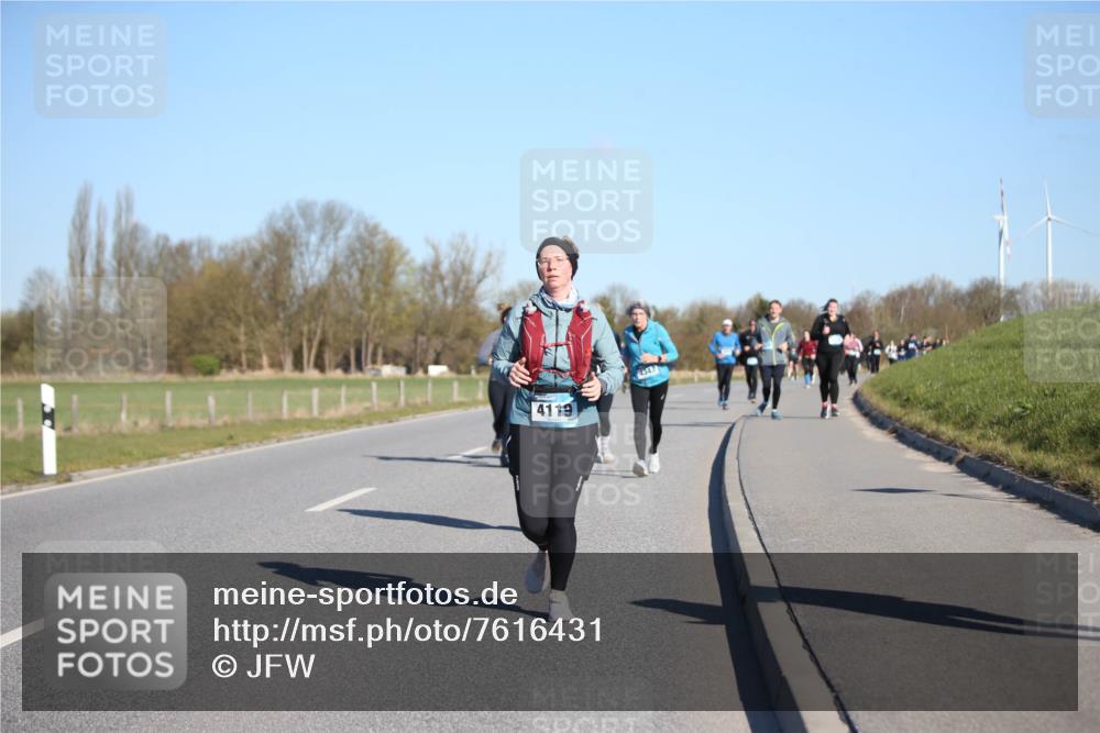 06.04.2025 - 44. Internationalen Wilhelmsburger Insellauf Jannik Wohlers http://msf.ph/oto/7616431 06.04.2025 09:38:10 Laufen 4119 meine-sportfotos.de