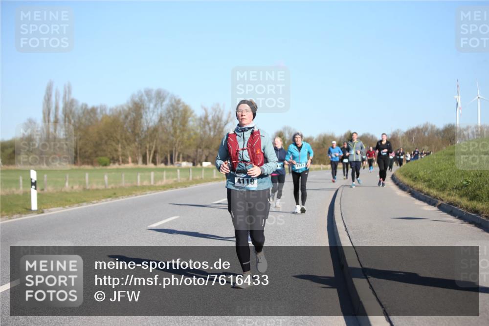 06.04.2025 - 44. Internationalen Wilhelmsburger Insellauf Jannik Wohlers http://msf.ph/oto/7616433 06.04.2025 09:38:11 Laufen 4119, 4343 meine-sportfotos.de