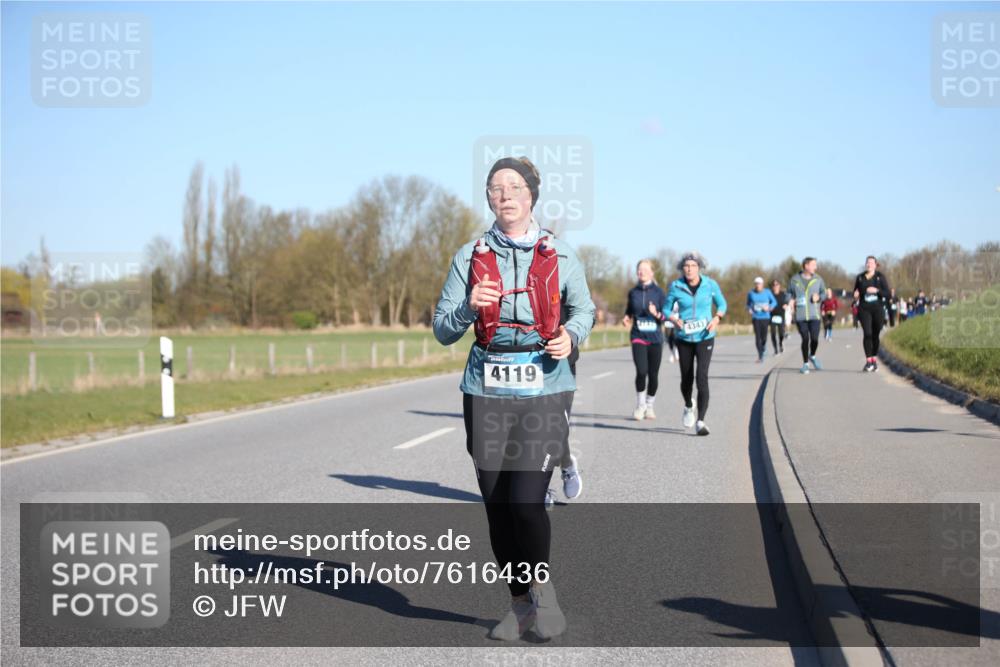 06.04.2025 - 44. Internationalen Wilhelmsburger Insellauf Jannik Wohlers http://msf.ph/oto/7616436 06.04.2025 09:38:11 Laufen 4119, 4343 meine-sportfotos.de