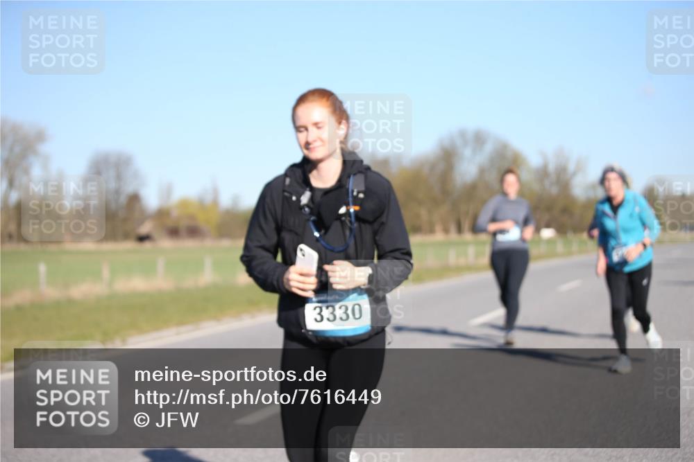 06.04.2025 - 44. Internationalen Wilhelmsburger Insellauf Jannik Wohlers http://msf.ph/oto/7616449 06.04.2025 09:38:14 Laufen 3330 meine-sportfotos.de