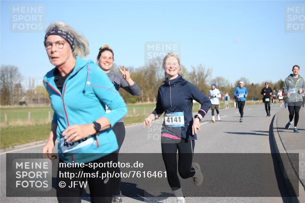 06.04.2025 - 44. Internationalen Wilhelmsburger Insellauf Jannik Wohlers http://msf.ph/oto/7616461 06.04.2025 09:38:17 Laufen 4141, 3029 meine-sportfotos.de