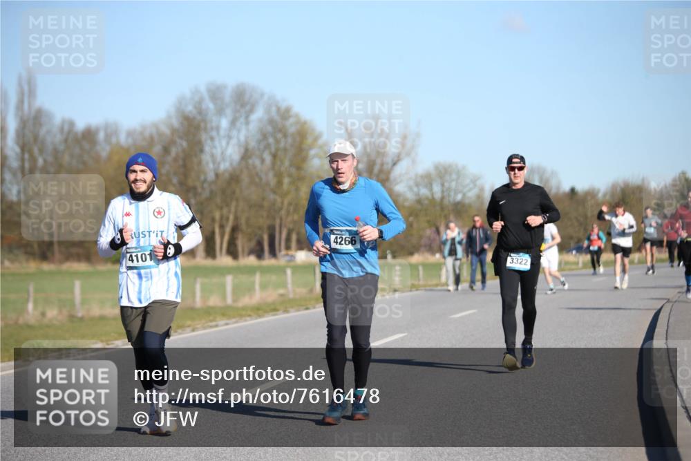 06.04.2025 - 44. Internationalen Wilhelmsburger Insellauf Jannik Wohlers http://msf.ph/oto/7616478 06.04.2025 09:38:22 Laufen 4101, 4266, 3322 meine-sportfotos.de