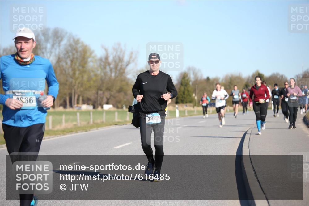 06.04.2025 - 44. Internationalen Wilhelmsburger Insellauf Jannik Wohlers http://msf.ph/oto/7616485 06.04.2025 09:38:23 Laufen 66, 3322 meine-sportfotos.de