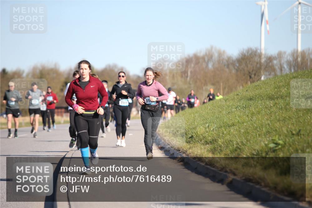 06.04.2025 - 44. Internationalen Wilhelmsburger Insellauf Jannik Wohlers http://msf.ph/oto/7616489 06.04.2025 09:38:26 Laufen 3569, 31 meine-sportfotos.de