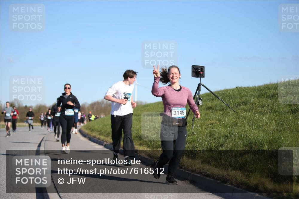 06.04.2025 - 44. Internationalen Wilhelmsburger Insellauf Jannik Wohlers http://msf.ph/oto/7616512 06.04.2025 09:38:34 Laufen 3569, 5207, 3145 meine-sportfotos.de