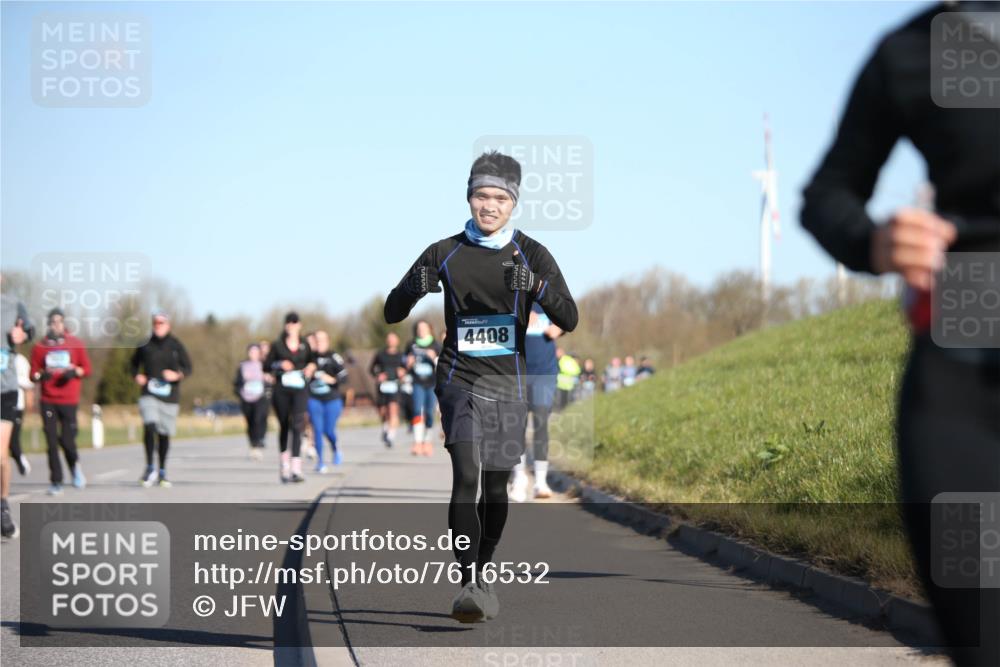 06.04.2025 - 44. Internationalen Wilhelmsburger Insellauf Jannik Wohlers http://msf.ph/oto/7616532 06.04.2025 09:38:38 Laufen 4408 meine-sportfotos.de