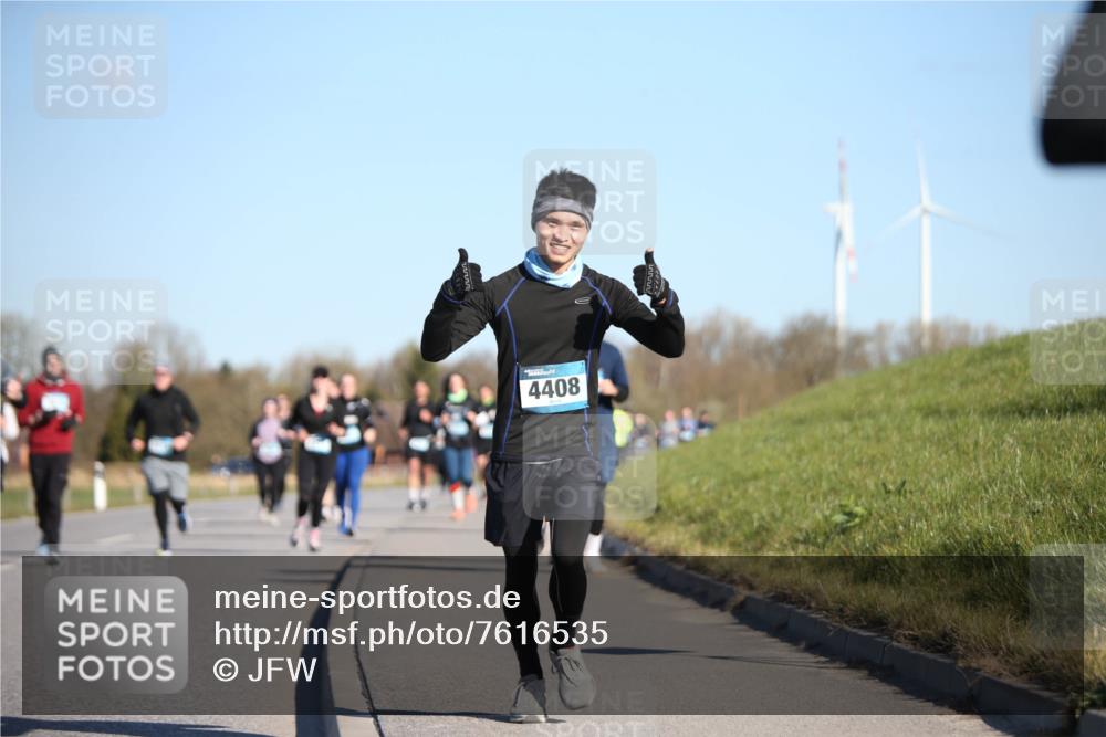 06.04.2025 - 44. Internationalen Wilhelmsburger Insellauf Jannik Wohlers http://msf.ph/oto/7616535 06.04.2025 09:38:38 Laufen 4408 meine-sportfotos.de