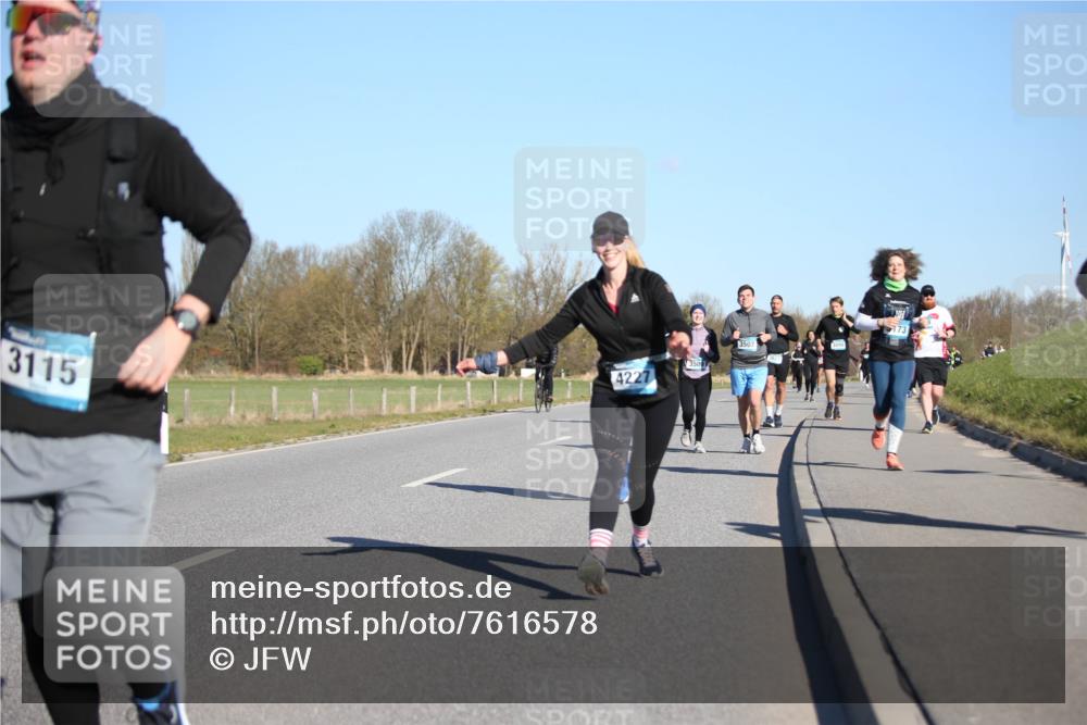 06.04.2025 - 44. Internationalen Wilhelmsburger Insellauf Jannik Wohlers http://msf.ph/oto/7616578 06.04.2025 09:38:48 Laufen 3115, 4227, 3507 meine-sportfotos.de