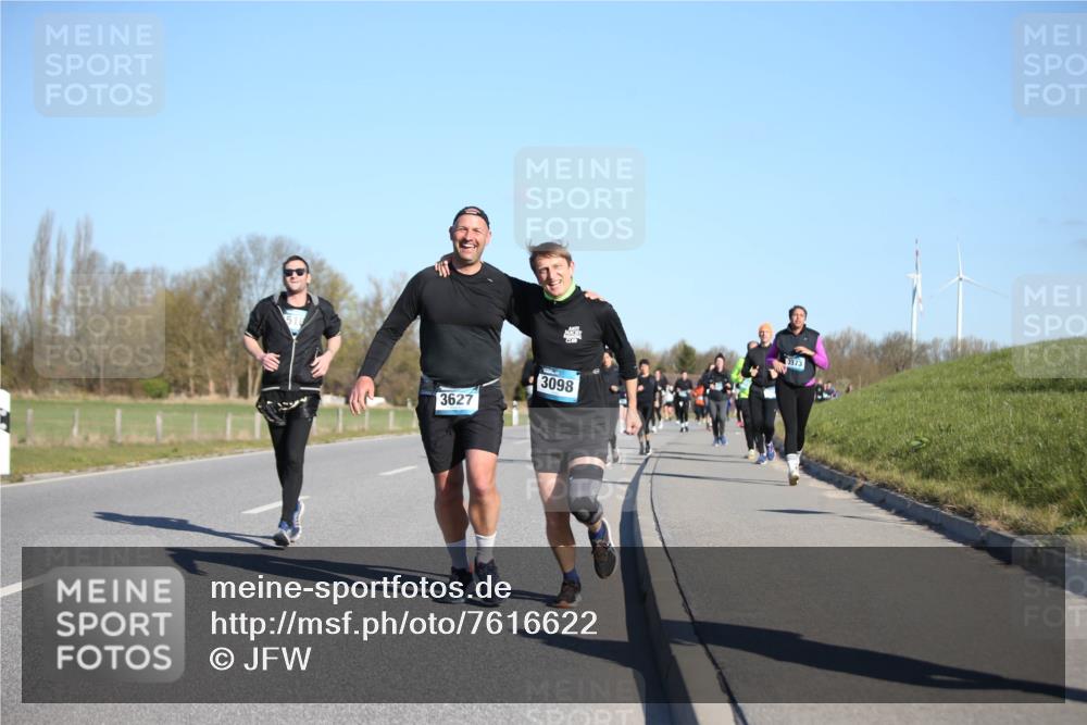 06.04.2025 - 44. Internationalen Wilhelmsburger Insellauf Jannik Wohlers http://msf.ph/oto/7616622 06.04.2025 09:38:56 Laufen 3627, 3098, 3373 meine-sportfotos.de