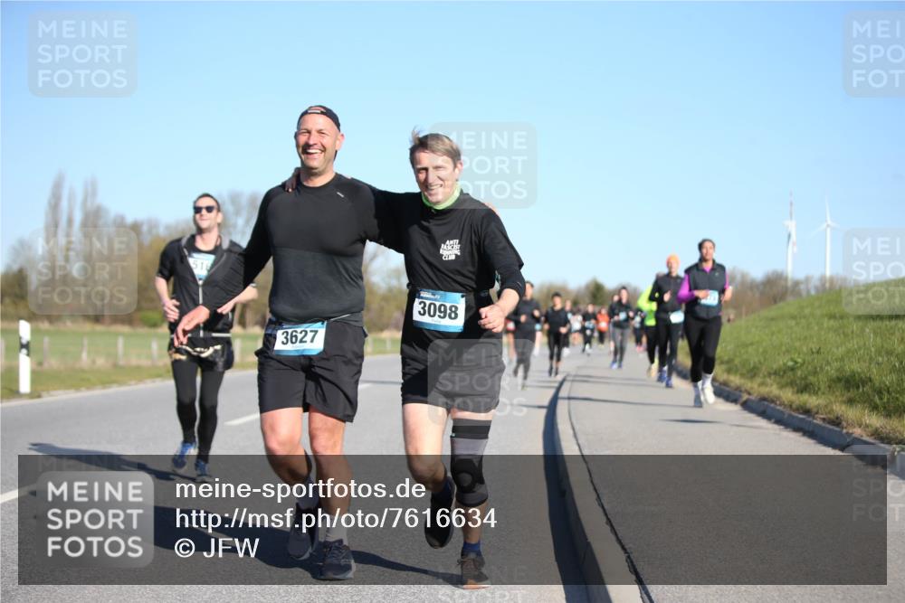 06.04.2025 - 44. Internationalen Wilhelmsburger Insellauf Jannik Wohlers http://msf.ph/oto/7616634 06.04.2025 09:38:57 Laufen 516, 3627, 3098 meine-sportfotos.de