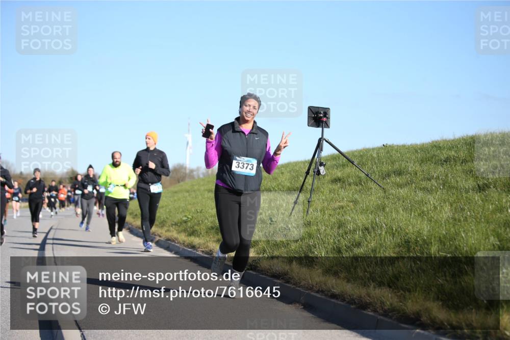 06.04.2025 - 44. Internationalen Wilhelmsburger Insellauf Jannik Wohlers http://msf.ph/oto/7616645 06.04.2025 09:39:00 Laufen 3373 meine-sportfotos.de