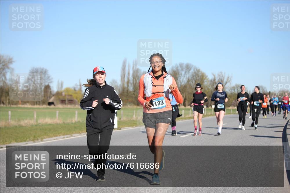 06.04.2025 - 44. Internationalen Wilhelmsburger Insellauf Jannik Wohlers http://msf.ph/oto/7616686 06.04.2025 09:39:10 Laufen 133, 3685 meine-sportfotos.de
