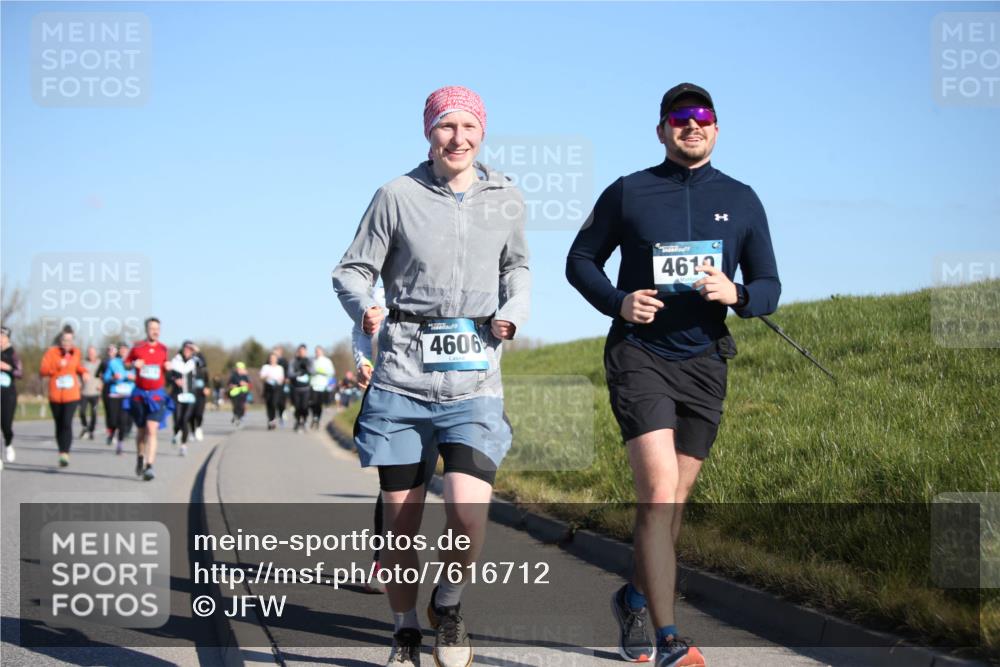 06.04.2025 - 44. Internationalen Wilhelmsburger Insellauf Jannik Wohlers http://msf.ph/oto/7616712 06.04.2025 09:39:16 Laufen 4606, 461 meine-sportfotos.de