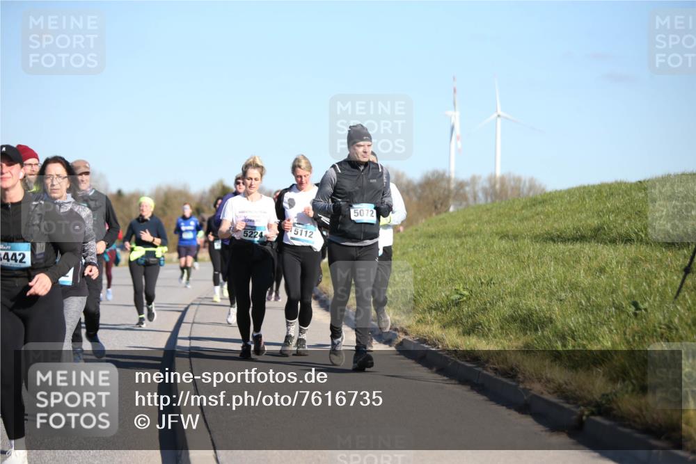 06.04.2025 - 44. Internationalen Wilhelmsburger Insellauf Jannik Wohlers http://msf.ph/oto/7616735 06.04.2025 09:39:26 Laufen 442, 5224, 5112, 5072 meine-sportfotos.de