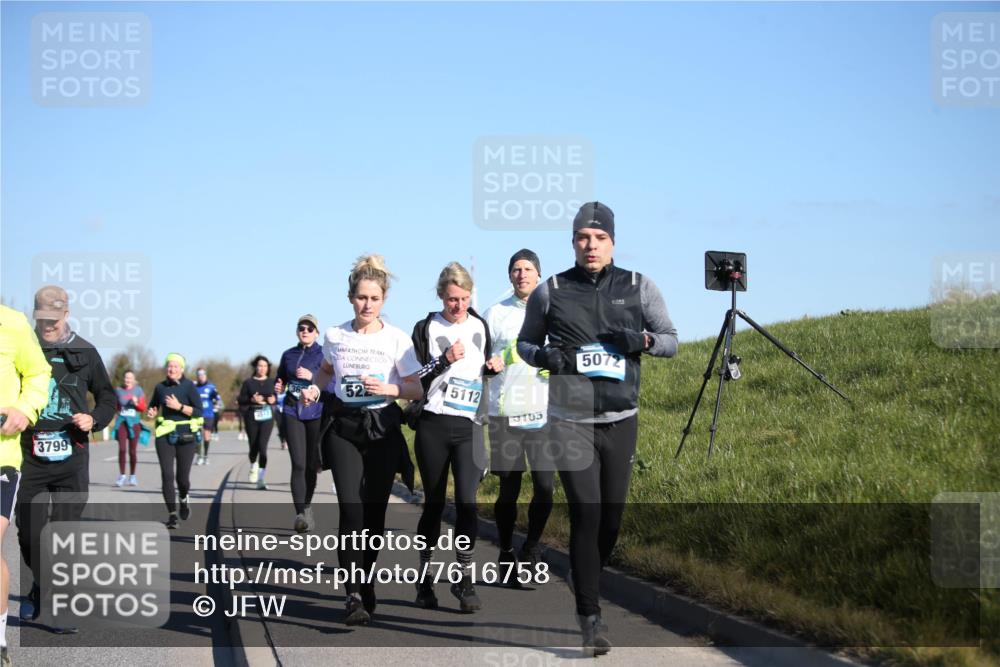 06.04.2025 - 44. Internationalen Wilhelmsburger Insellauf Jannik Wohlers http://msf.ph/oto/7616758 06.04.2025 09:39:29 Laufen 3799, 52, 5112, 5105, 5072 meine-sportfotos.de