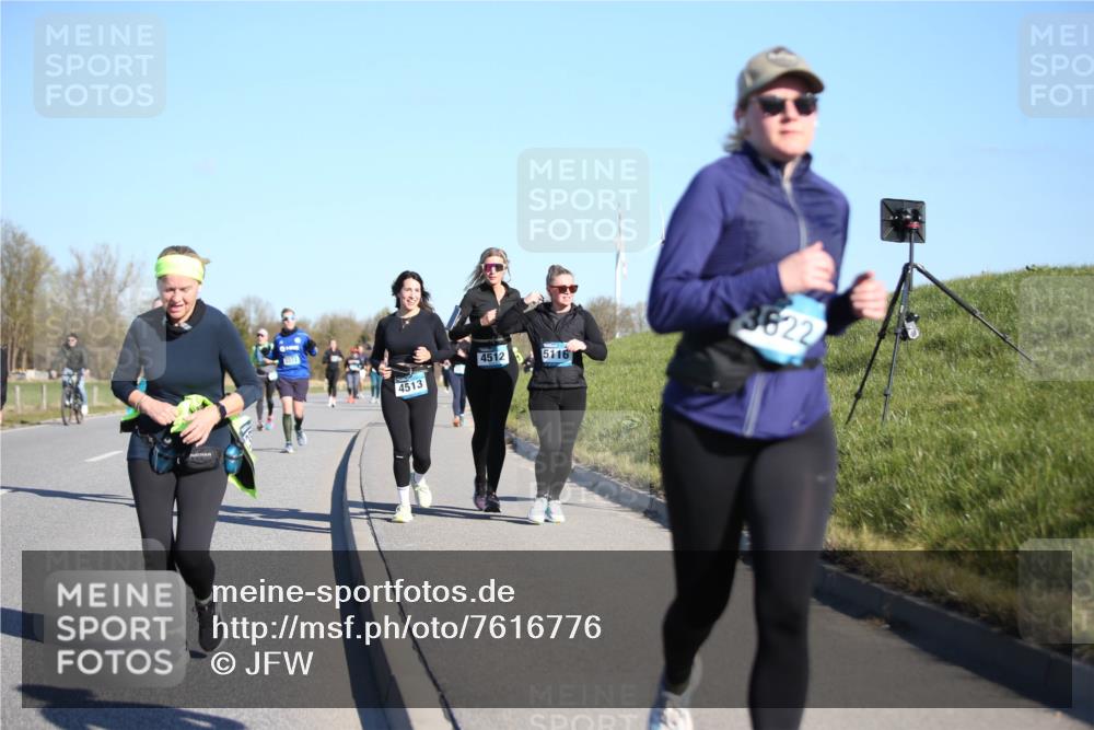 06.04.2025 - 44. Internationalen Wilhelmsburger Insellauf Jannik Wohlers http://msf.ph/oto/7616776 06.04.2025 09:39:33 Laufen 3372, 4512, 4513, 5116, 3622 meine-sportfotos.de