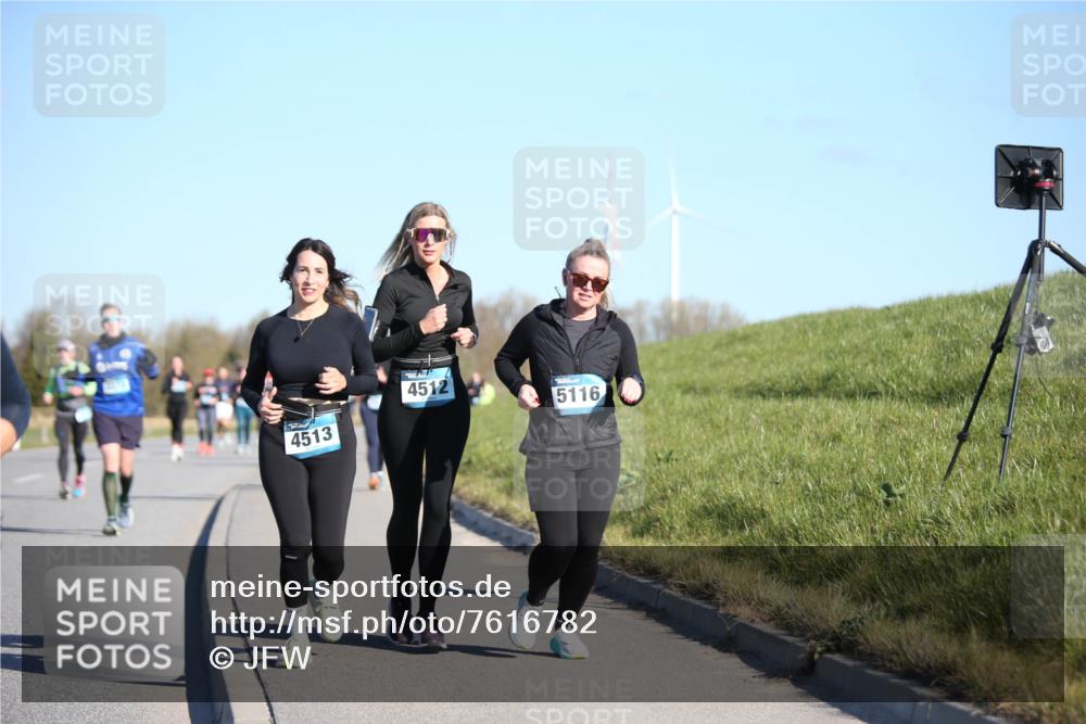 06.04.2025 - 44. Internationalen Wilhelmsburger Insellauf Jannik Wohlers http://msf.ph/oto/7616782 06.04.2025 09:39:34 Laufen 4513, 4512, 5116 meine-sportfotos.de