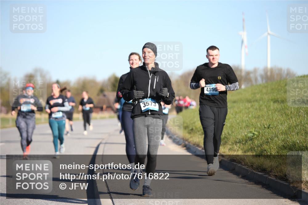 06.04.2025 - 44. Internationalen Wilhelmsburger Insellauf Jannik Wohlers http://msf.ph/oto/7616822 06.04.2025 09:39:47 Laufen 3573, 4150 meine-sportfotos.de