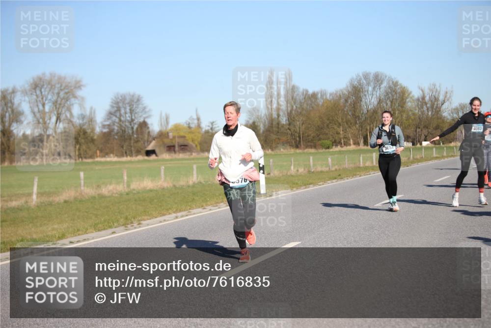 06.04.2025 - 44. Internationalen Wilhelmsburger Insellauf Jannik Wohlers http://msf.ph/oto/7616835 06.04.2025 09:39:49 Laufen 576, 3657, 4083 meine-sportfotos.de
