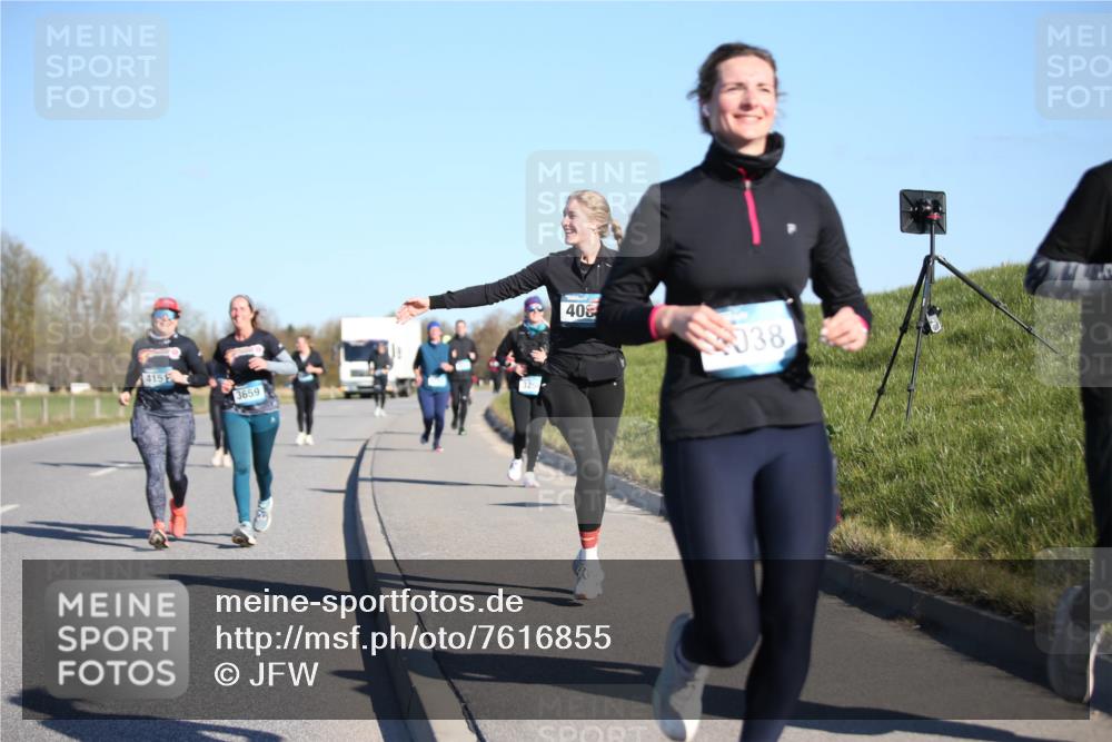 06.04.2025 - 44. Internationalen Wilhelmsburger Insellauf Jannik Wohlers http://msf.ph/oto/7616855 06.04.2025 09:39:51 Laufen 415, 3659, 3256, 408, 038 meine-sportfotos.de