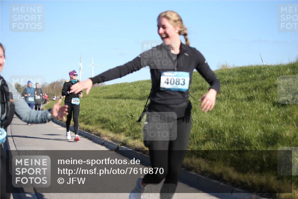 06.04.2025 - 44. Internationalen Wilhelmsburger Insellauf Jannik Wohlers http://msf.ph/oto/7616870 06.04.2025 09:39:53 Laufen 3121, 3256, 4083 meine-sportfotos.de