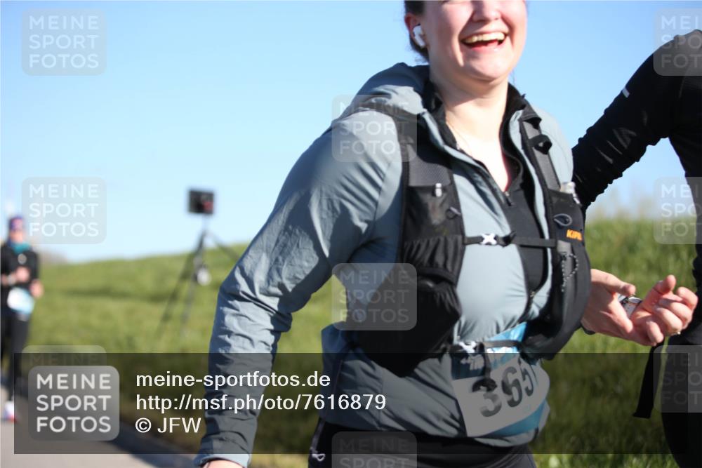 06.04.2025 - 44. Internationalen Wilhelmsburger Insellauf Jannik Wohlers http://msf.ph/oto/7616879 06.04.2025 09:39:54 Laufen 365 meine-sportfotos.de