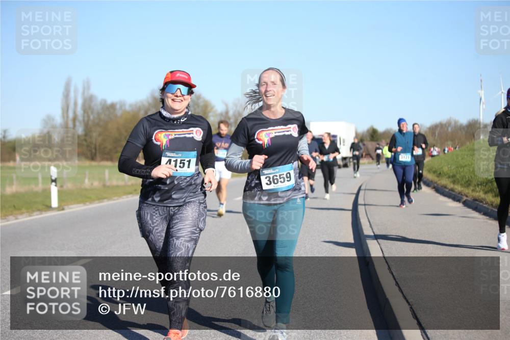 06.04.2025 - 44. Internationalen Wilhelmsburger Insellauf Jannik Wohlers http://msf.ph/oto/7616880 06.04.2025 09:39:55 Laufen 4151, 3659, 3121 meine-sportfotos.de
