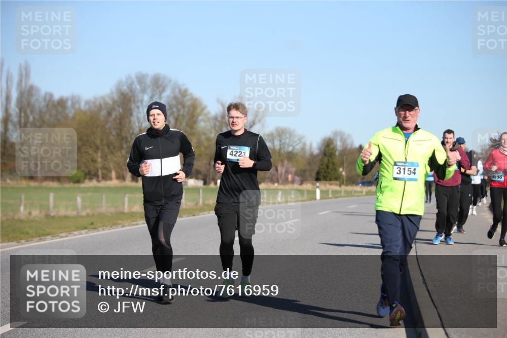 06.04.2025 - 44. Internationalen Wilhelmsburger Insellauf Jannik Wohlers http://msf.ph/oto/7616959 06.04.2025 09:40:16 Laufen 4221, 3154, 4598 meine-sportfotos.de