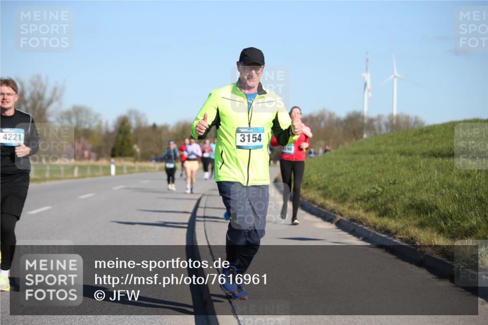 06.04.2025 - 44. Internationalen Wilhelmsburger Insellauf Jannik Wohlers http://msf.ph/oto/7616961 06.04.2025 09:40:17 Laufen 4221, 3154, 4598 meine-sportfotos.de