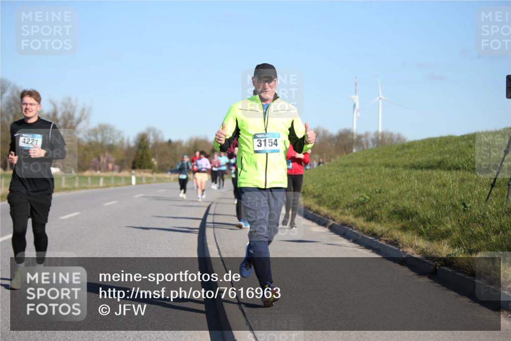 06.04.2025 - 44. Internationalen Wilhelmsburger Insellauf Jannik Wohlers http://msf.ph/oto/7616963 06.04.2025 09:40:17 Laufen 4221, 3154 meine-sportfotos.de