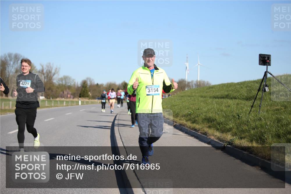 06.04.2025 - 44. Internationalen Wilhelmsburger Insellauf Jannik Wohlers http://msf.ph/oto/7616965 06.04.2025 09:40:17 Laufen 4221, 3154 meine-sportfotos.de
