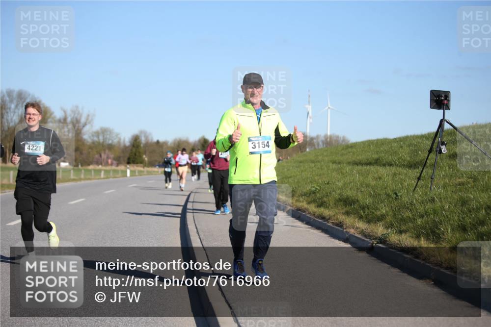 06.04.2025 - 44. Internationalen Wilhelmsburger Insellauf Jannik Wohlers http://msf.ph/oto/7616966 06.04.2025 09:40:18 Laufen 4221, 4597, 3154 meine-sportfotos.de