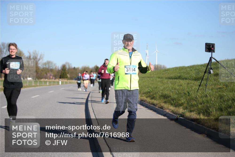 06.04.2025 - 44. Internationalen Wilhelmsburger Insellauf Jannik Wohlers http://msf.ph/oto/7616968 06.04.2025 09:40:18 Laufen 4221, 3154 meine-sportfotos.de