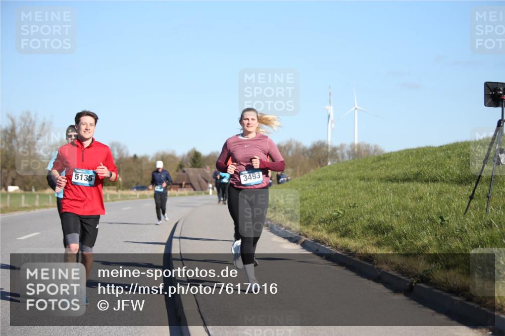 06.04.2025 - 44. Internationalen Wilhelmsburger Insellauf Jannik Wohlers http://msf.ph/oto/7617016 06.04.2025 09:40:34 Laufen 5135, 3493 meine-sportfotos.de