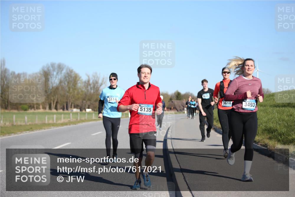 06.04.2025 - 44. Internationalen Wilhelmsburger Insellauf Jannik Wohlers http://msf.ph/oto/7617021 06.04.2025 09:40:35 Laufen 3114, 5135, 4605, 3618, 3493 meine-sportfotos.de