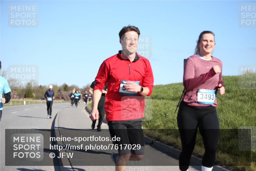 06.04.2025 - 44. Internationalen Wilhelmsburger Insellauf Jannik Wohlers http://msf.ph/oto/7617029 06.04.2025 09:40:36 Laufen 3493 meine-sportfotos.de