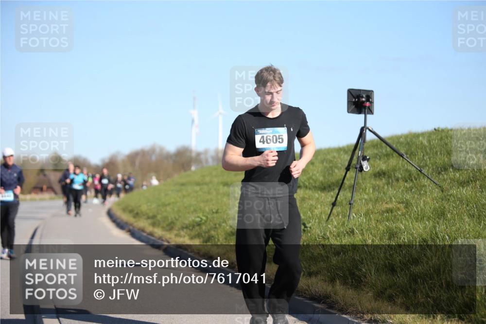06.04.2025 - 44. Internationalen Wilhelmsburger Insellauf Jannik Wohlers http://msf.ph/oto/7617041 06.04.2025 09:40:39 Laufen 4605 meine-sportfotos.de
