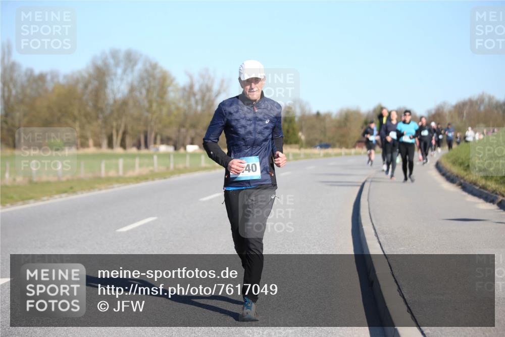 06.04.2025 - 44. Internationalen Wilhelmsburger Insellauf Jannik Wohlers http://msf.ph/oto/7617049 06.04.2025 09:40:43 Laufen 40 meine-sportfotos.de