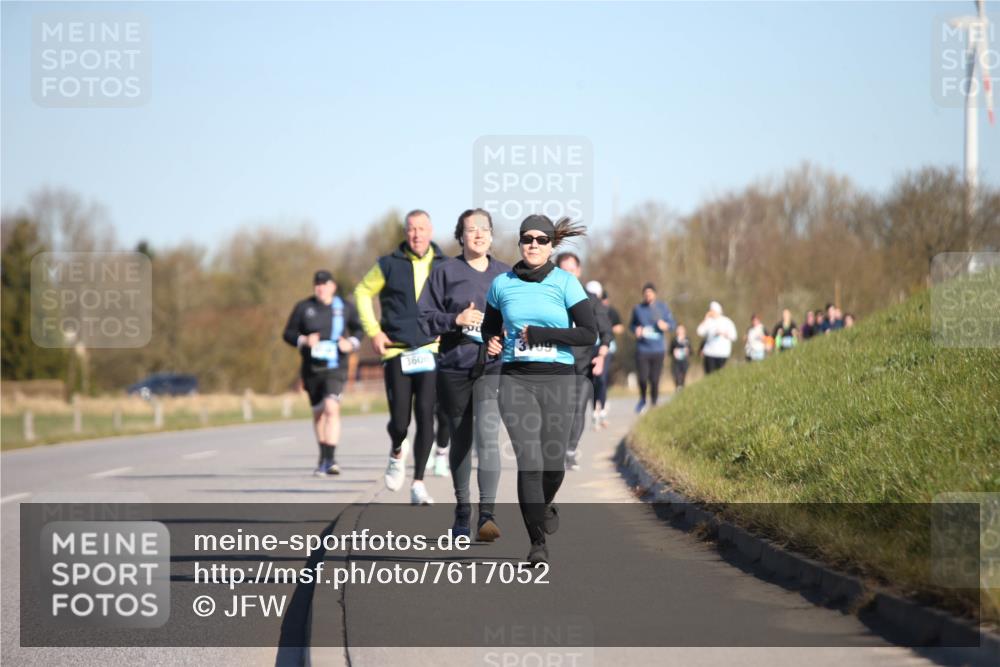 06.04.2025 - 44. Internationalen Wilhelmsburger Insellauf Jannik Wohlers http://msf.ph/oto/7617052 06.04.2025 09:40:45 Laufen 3606 meine-sportfotos.de