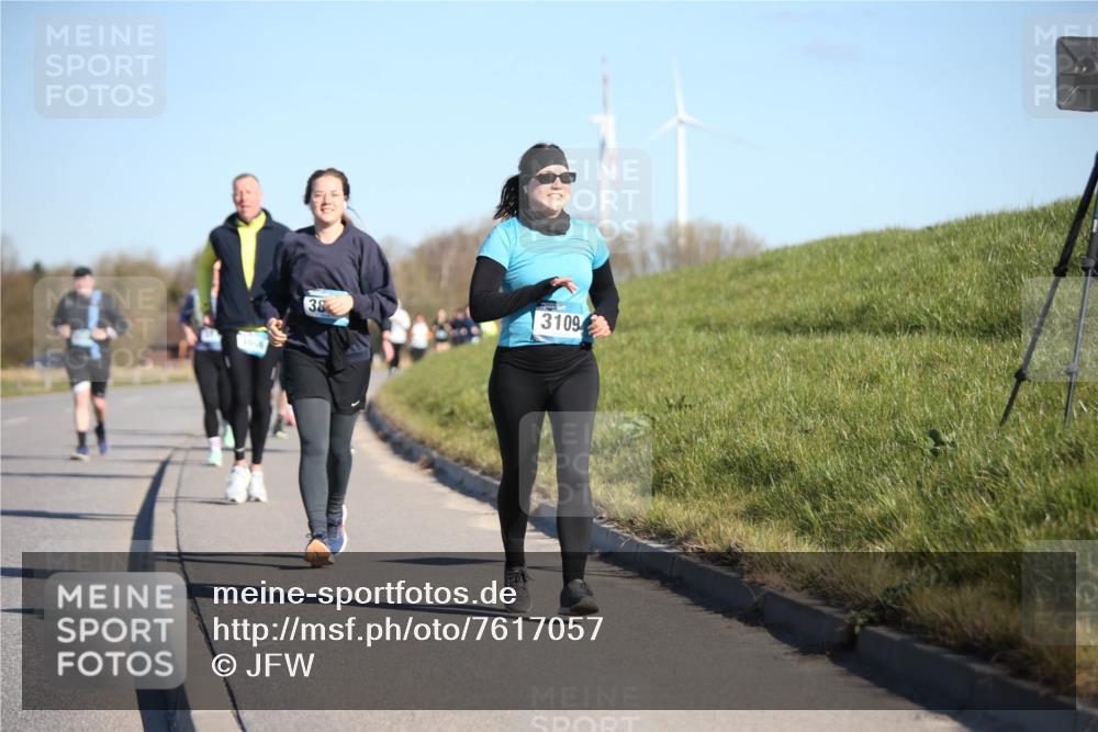 06.04.2025 - 44. Internationalen Wilhelmsburger Insellauf Jannik Wohlers http://msf.ph/oto/7617057 06.04.2025 09:40:49 Laufen 38, 3109 meine-sportfotos.de