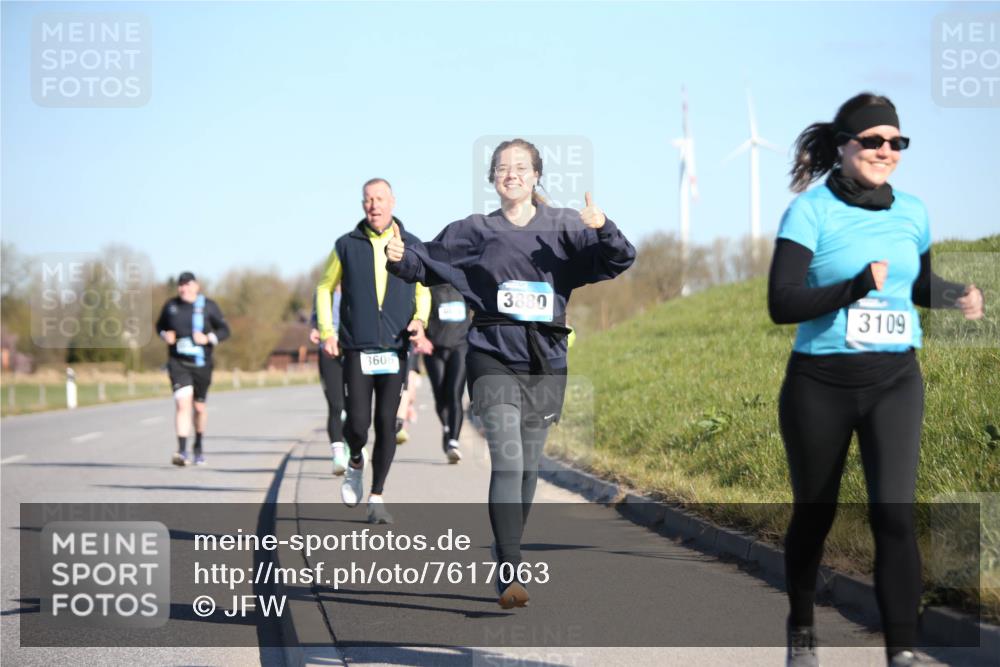 06.04.2025 - 44. Internationalen Wilhelmsburger Insellauf Jannik Wohlers http://msf.ph/oto/7617063 06.04.2025 09:40:51 Laufen 3606, 3880, 3109 meine-sportfotos.de