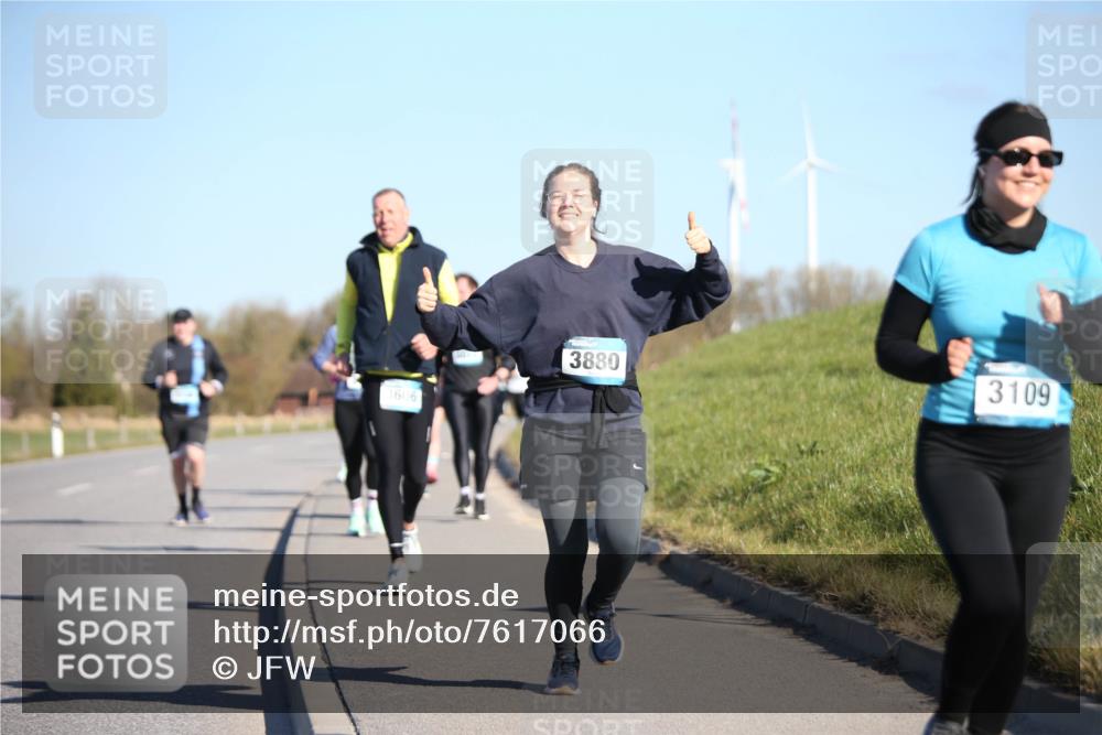 06.04.2025 - 44. Internationalen Wilhelmsburger Insellauf Jannik Wohlers http://msf.ph/oto/7617066 06.04.2025 09:40:51 Laufen 3880, 3109, 3606 meine-sportfotos.de