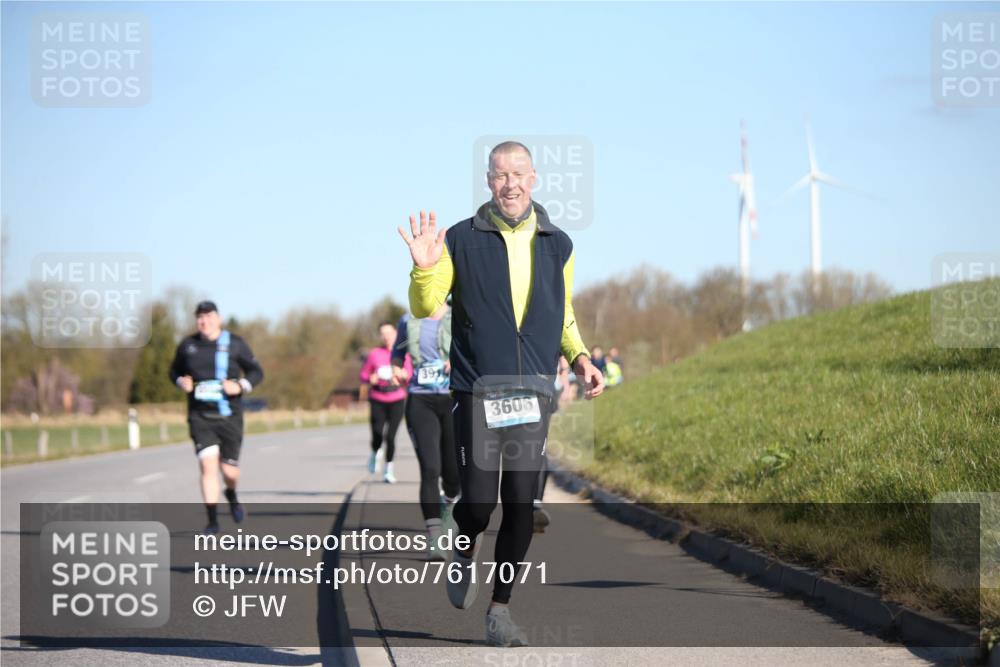 06.04.2025 - 44. Internationalen Wilhelmsburger Insellauf Jannik Wohlers http://msf.ph/oto/7617071 06.04.2025 09:40:53 Laufen 3914, 3606 meine-sportfotos.de