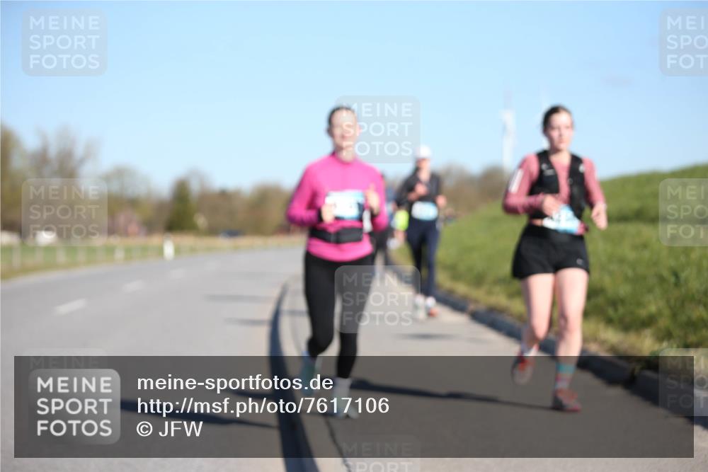 06.04.2025 - 44. Internationalen Wilhelmsburger Insellauf Jannik Wohlers http://msf.ph/oto/7617106 06.04.2025 09:41:02 Laufen  meine-sportfotos.de