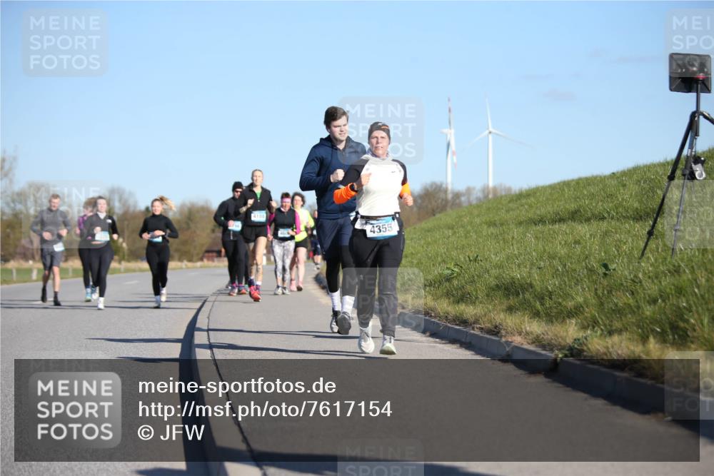 06.04.2025 - 44. Internationalen Wilhelmsburger Insellauf Jannik Wohlers http://msf.ph/oto/7617154 06.04.2025 09:41:20 Laufen 4188, 4355 meine-sportfotos.de